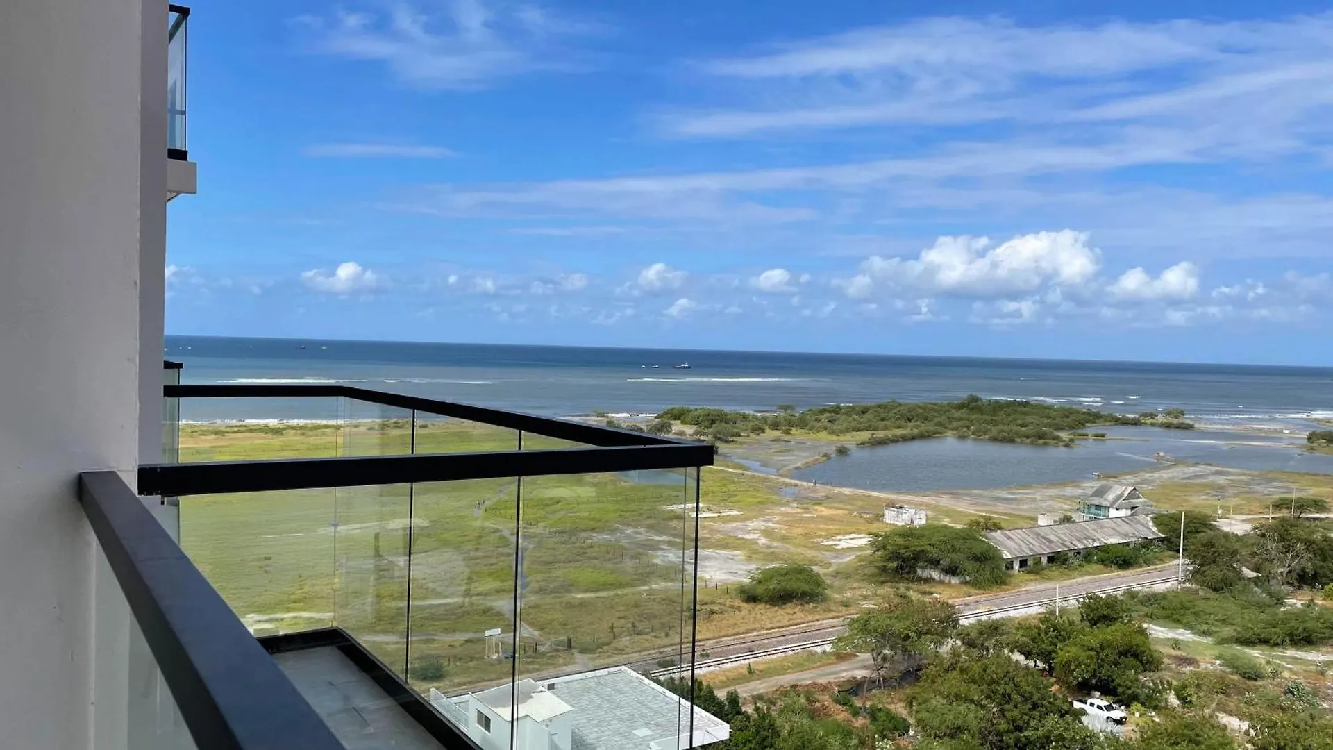 Apartamento Frente Al Mar En Santa Marta Colombia
